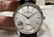 How does the APS Factory Jaeger-LeCoultre Master Ultra Thin Q1218420 two-and-a-half-hand replica watch perform in comparison to the original authentic model?-Bokey Time
